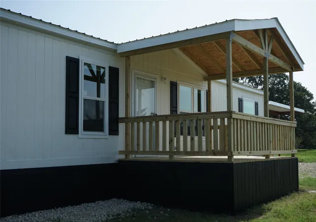 Photo 2 of Sale Pending at 2618 County Road 199, Kaufman, TX 75142 | MLS# 21337001 | Listing updated on 2026-08-30