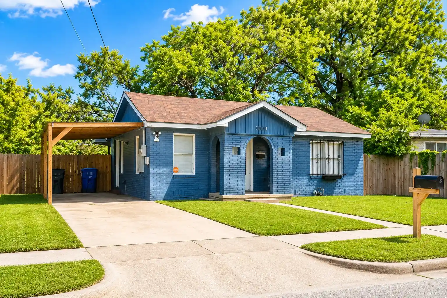 Single family home for sale at 1101 E Sunset St, Waco, TX 76704 | MLS# 21336885