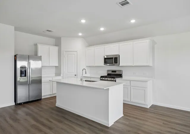 Photo 3 of Sale Pending at 2517 Canadian Wy, Crandall, TX 75114 | MLS# 21340093 | Listing updated on 2026-10-06
