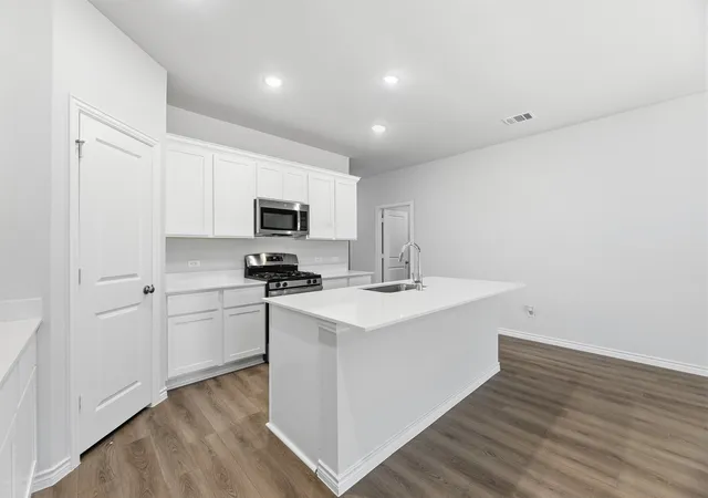 Photo 4 of Sale Pending at 2514 Canadian Wy, Crandall, TX 75114 | MLS# 21340127 | Listing updated on 2026-09-18