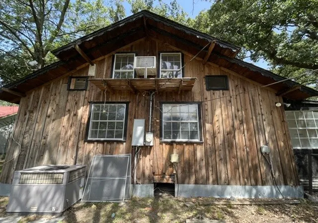 2nd image of 139 Littlefield Dr, Point, TX 75472 | MLS# 21340121