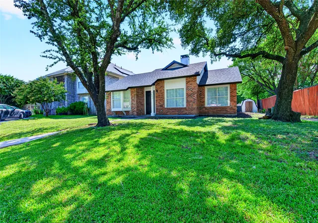 Photo 3 of Single family home for sale at 3605 Smartt St, Rowlett, TX 75088 | MLS# 21339641 | Listing updated on 2026-08-27
