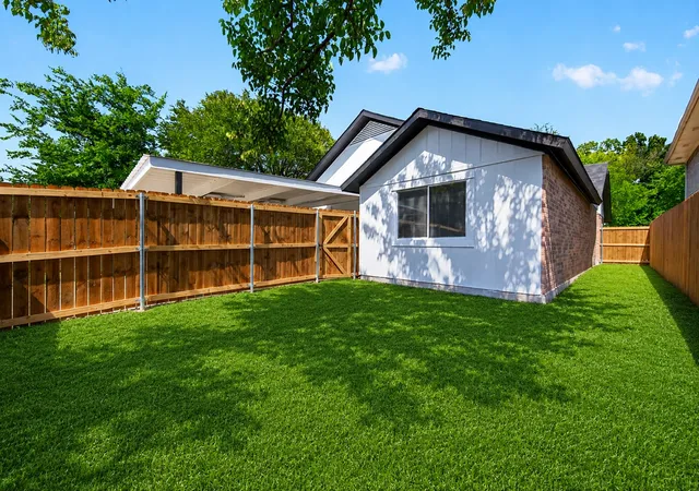 Photo 3 of Single family home for sale at 3605 Smartt St, Rowlett, TX 75088 | MLS# 21339641 | Listing updated on 2026-08-27