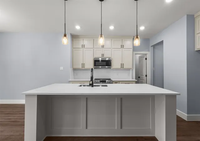 Photo 3 of Single family home for sale at 2618 Seevers Ave, Dallas, TX 75216 | MLS# 21340134 | Listing updated on 2026-08-07