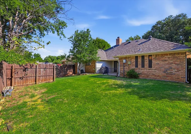 40th image of 1614 Crested Butte Dr, Lewisville, TX 75077 | MLS# 21338173