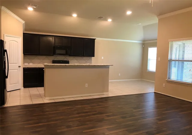 Photo 4 of Single family home for sale at 11908 Clearpoint Ct, Frisco, TX 75036 | MLS# 21340226 | Listing updated on 2026-08-31