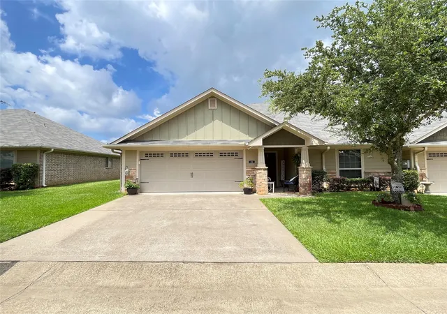 Photo 1 of Condo for sale at 421 W Cumberland Rd #701, Tyler, TX 75703 | MLS# 21340299 | Listing updated on 2026-07-24