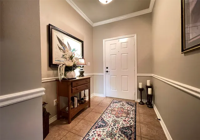 Photo 2 of Condo for sale at 421 W Cumberland Rd #701, Tyler, TX 75703 | MLS# 21340299 | Listing updated on 2026-07-24