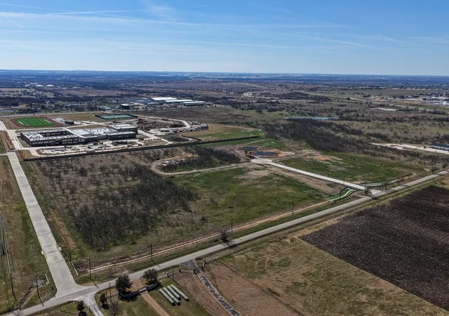 Photo 4 of Land for sale at 100 Paloma Ct, Argyle, TX 76226 | MLS# 21340331 | Listing updated on 2026-10-01