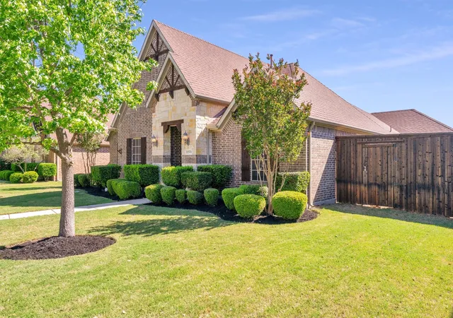 Photo 2 of Single family home for sale at 12374 Flowering Dr, Frisco, TX 75035 | MLS# 21338006 | Listing updated on 2026-08-23