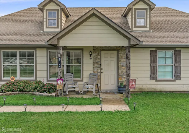 Photo 3 of Single family home for sale at 6174 Windwood Estates Dr, Shreveport, LA 71107 | MLS# 21328189 | Listing updated on 2026-08-28