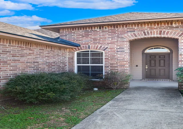 3rd image of 425 Jordan Dr, Bossier City, LA 71112 | MLS# 21340080