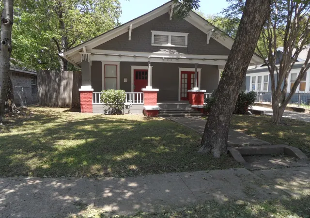 Photo 2 of Single family home for sale at 5319 Alton Ave, Dallas, TX 75214 | MLS# 21340372 | Listing updated on 2026-07-24