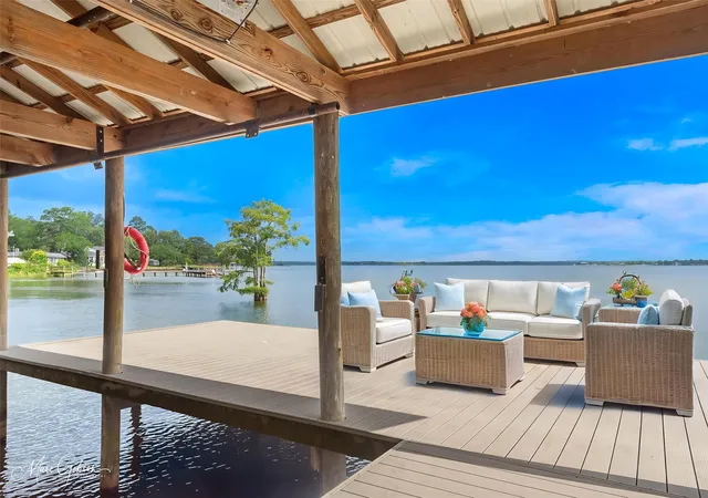 37th image of 6052 S Lakeshore Dr, Shreveport, LA 71119 | MLS# 21340044
