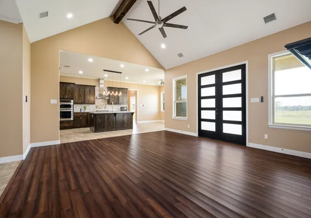 Photo 3 of Single family home for sale at 350 Farrar Rd, Waxahachie, TX 75165 | MLS# 21339116 | Listing updated on 2026-08-15