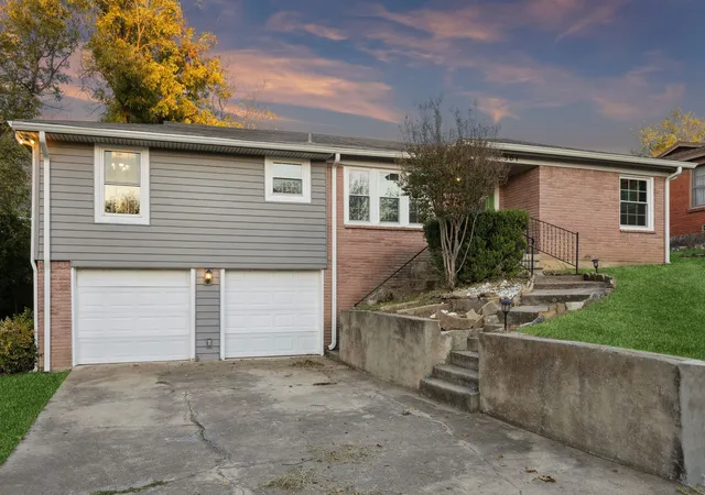 Photo 1 of Single family home for sale at 501 Odie Dr, Fort Worth, TX 76108 | MLS# 21340393 | Listing updated on 2026-07-25