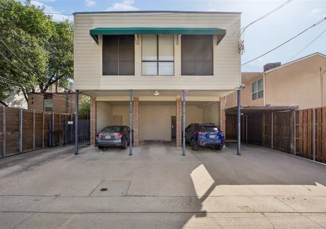 2nd image of 4031 Holland Ave, Dallas, TX 75219