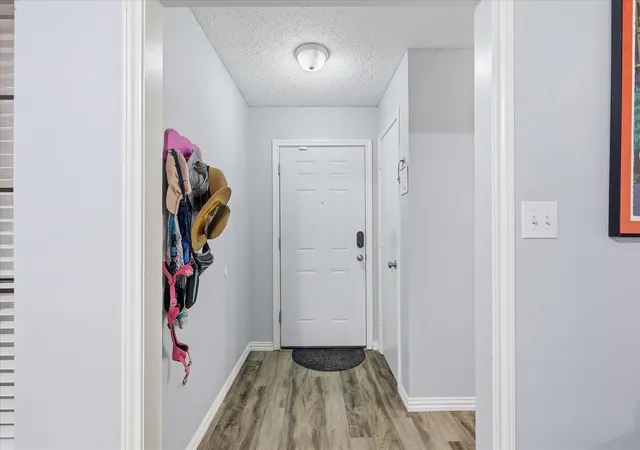 Photo 4 of Sale Pending at 3213 Brooke St, Denton, TX 76207 | MLS# 21340158 | Listing updated on 2026-08-23