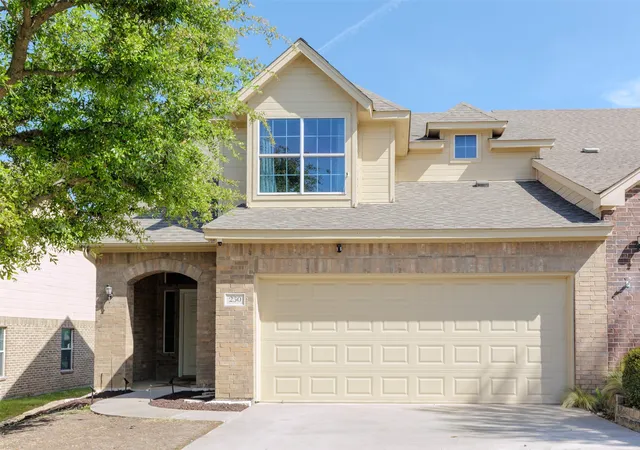 Photo 1 of Townhouse for sale at 230 Greathouse Vlg, Decatur, TX 76234 | MLS# 21333234 | Listing updated on 2026-09-15