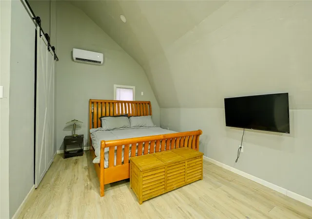 Photo 4 of House for sale at 2275 County Road 4185, Meridian, TX 76665 | MLS# 21340463 | Listing updated on 2026-07-25