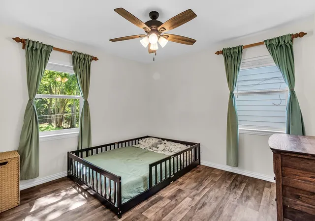 4th image of 2705 Brockbank Dr, Irving, TX 75062 | MLS# 21339988