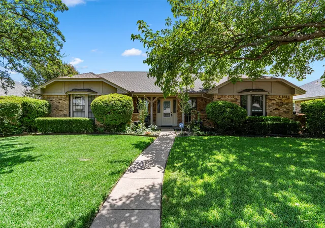 Photo 1 of Single family home for sale at 506 Willowcrest Dr, Garland, TX 75040 | MLS# 21331702 | Listing updated on 2026-10-07