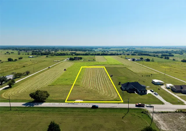 Photo 1 of Land for sale at 10319 County Road 418, Grandview, TX 76050 | MLS# 21340512 | Listing updated on 2026-07-25