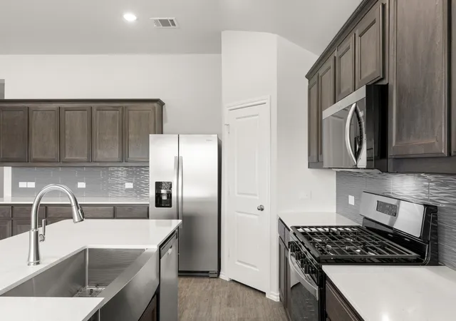 Photo 3 of Single family home for sale at 223 Van Horn Dr, Terrell, TX 75160 | MLS# 21340598 | Listing updated on 2026-10-01