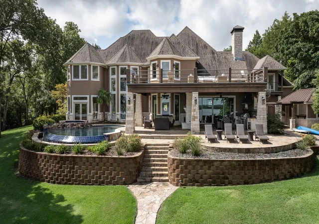 Photo 1 of Mansion for sale at 3637 County Road 4804, Athens, TX 75752 | MLS# 21340615 | Listing updated on 2026-07-25