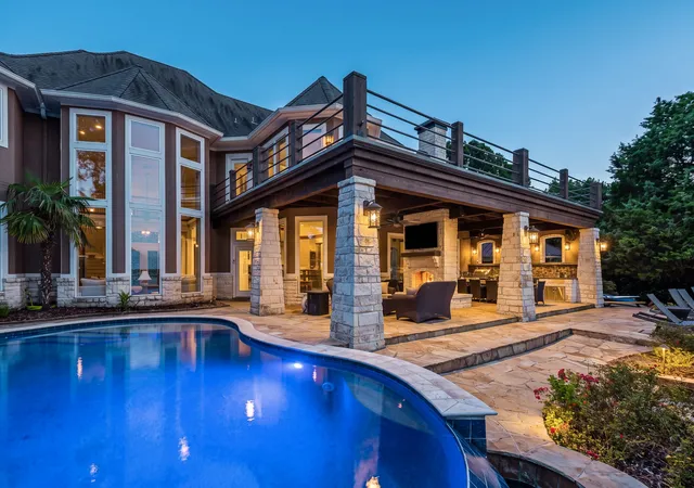 Photo 3 of Mansion for sale at 3637 County Road 4804, Athens, TX 75752 | MLS# 21340615 | Listing updated on 2026-07-25