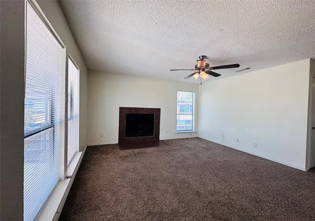 Photo 3 of House for sale at 8109 Foxfire Ln, Fort Worth, TX 76108 | MLS# 21340369 | Listing updated on 2026-08-31
