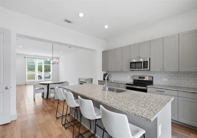 Photo 2 of Townhouse for sale at 3126 Wayside Ave, Fort Worth, TX 76110 | MLS# 21340214 | Listing updated on 2026-07-25