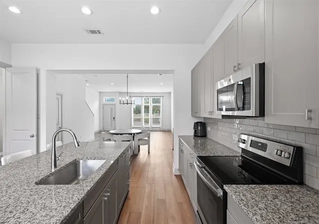 Photo 3 of Townhouse for sale at 3126 Wayside Ave, Fort Worth, TX 76110 | MLS# 21340214 | Listing updated on 2026-07-25