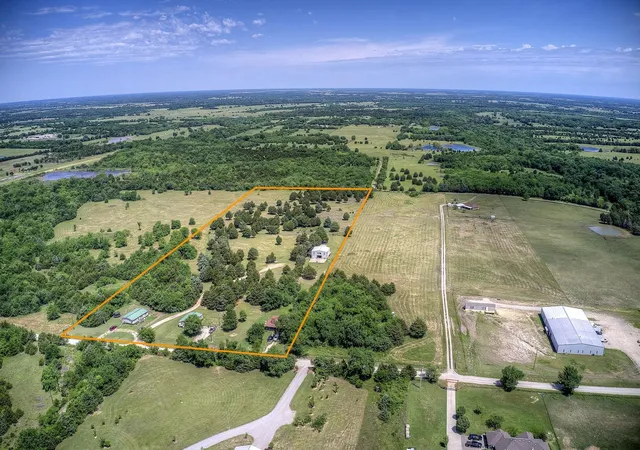 Photo 2 of Multi family home for sale at 4126 County Road 4111, Campbell, TX 75422 | MLS# 21337443 | Listing updated on 2026-07-25