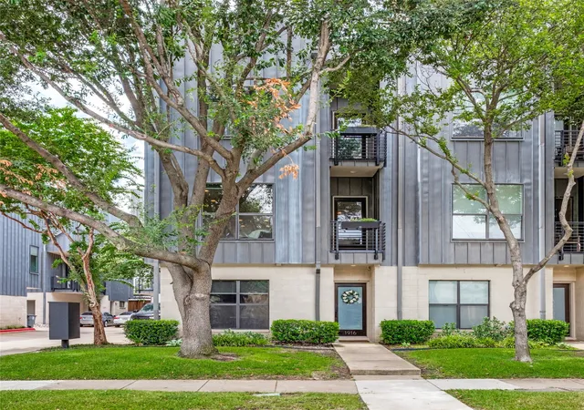 Photo 1 of Townhouse for sale at 1916 Hope Wy, Dallas, TX 75206 | MLS# 21339801 | Listing updated on 2026-08-22