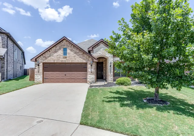 Photo 2 of Single family home for sale at 4120 Old Timber Ln, Crowley, TX 76036 | MLS# 21338912 | Listing updated on 2026-08-23