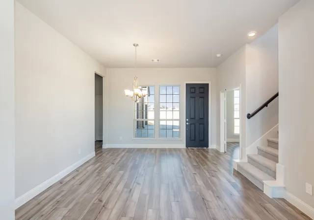 Photo 4 of Single family home for sale at 610 Crystal Lake Ln, Red Oak, TX 75154 | MLS# 21340683 | Listing updated on 2026-09-26