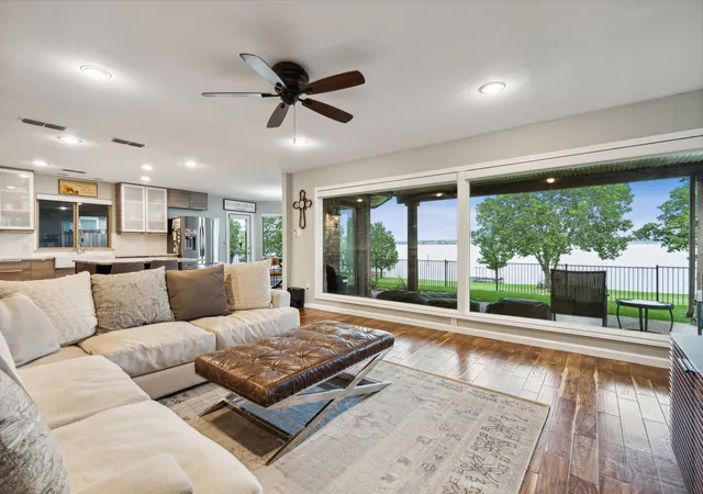 Photo 2 of Single family home for sale at 4414 Scenic Dr, Rowlett, TX 75088 | MLS# 21334804 | Listing updated on 2026-10-05