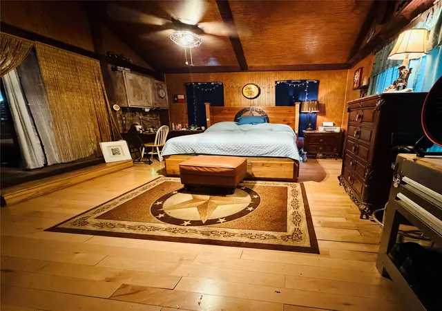 Photo 3 of Single family home for sale at 301 E Mimosa St, Crandall, TX 75114 | MLS# 21340266 | Listing updated on 2026-10-08