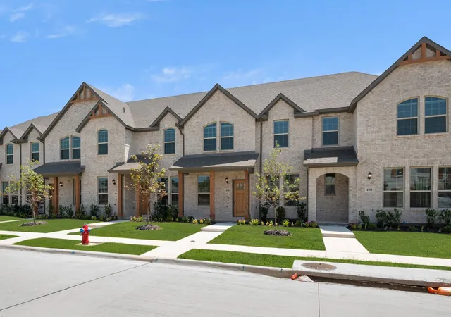 2nd image of 4506 Avion Dr, Sanger, TX 76266 | MLS# 21340695