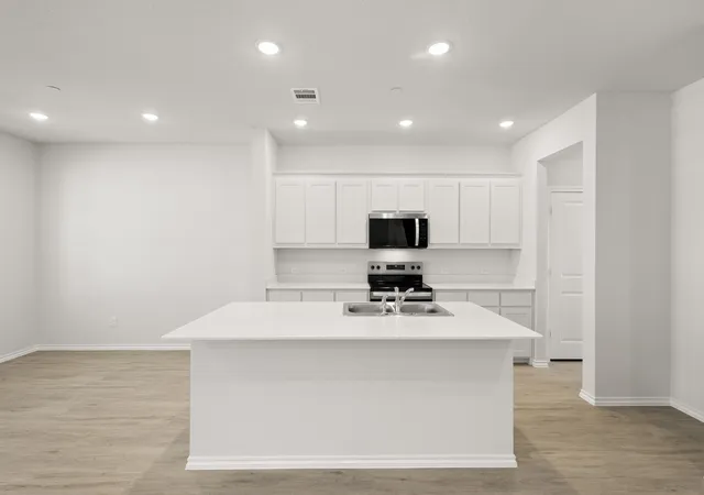 3rd image of 4506 Avion Dr, Sanger, TX 76266 | MLS# 21340695