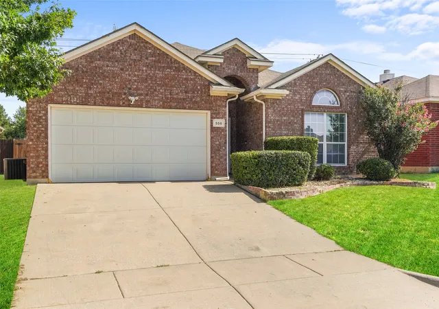 Photo 3 of Single family home for sale at 556 Caravan Dr, Fort Worth, TX 76131 | MLS# 21340448 | Listing updated on 2026-08-03