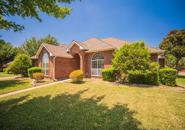 4th image of 103 Meadow Glen Ln, Red Oak, TX 75154 | MLS# 21340729