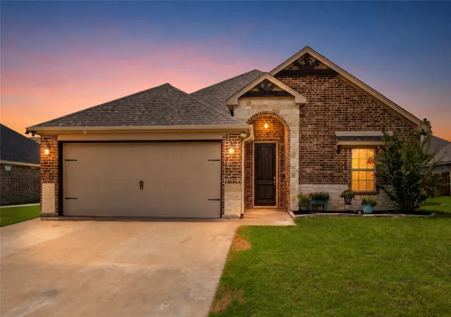 Photo 1 of Single family home for sale at 205 Harp Ave, Godley, TX 76044 | MLS# 21338596 | Listing updated on 2026-08-22