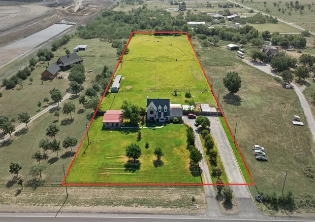 Photo 3 of Single family home for sale at 10732 Fm 1385, Pilot Point, TX 76258 | MLS# 21337693 | Listing updated on 2026-09-18