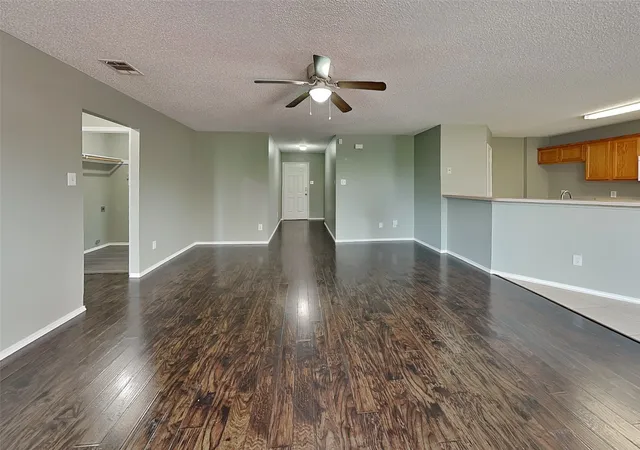 Photo 2 of Single family home for sale at 9941 George Bush Dr, Mc Kinney, TX 75072 | MLS# 21340852 | Listing updated on 2026-08-27