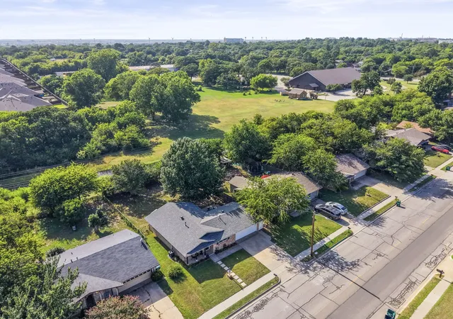 29th image of 2106 Mccormick St, Denton, TX 76205 | MLS# 21339934