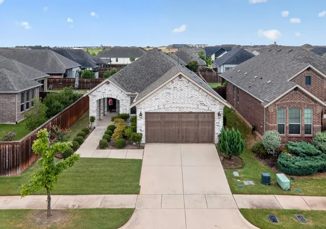 Photo 2 of Single family home for sale at 1635 Sweetwater Wy, Celina, TX 75009 | MLS# 21340262 | Listing updated on 2026-07-25