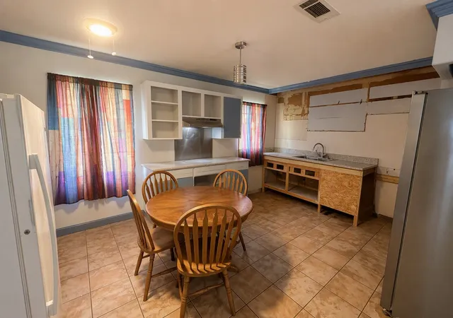 Photo 3 of Sale Pending at 2620 Lola Ln, Shreveport, LA 71118 | MLS# 21340932 | Listing updated on 2026-07-25