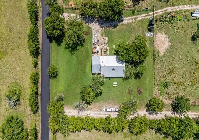 Photo 2 of Single family home for sale at 1611 County Road 4104, Greenville, TX 75401 | MLS# 21340948 | Listing updated on 2026-07-25